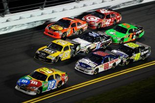 Nascar breaks records