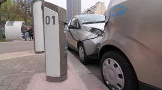 В Китае увеличат количество заправок для электромобилей