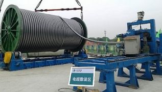 Первый кабель на 220 кВ длиной 1,45 км сечением 2500 мм2