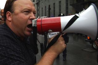 Alternative Media takes over