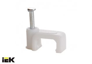 Обновление ассортимента: металлические скобы от компании ИЭК